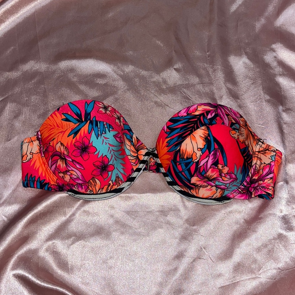 Xhilaration Strapless Floral Bathing Suit Top